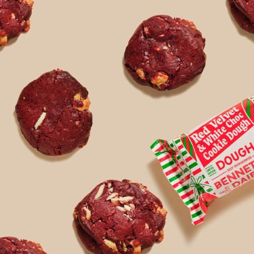 Up Your Festive Baking Game With This Red Velvet & White Chocolate Cookie Dough