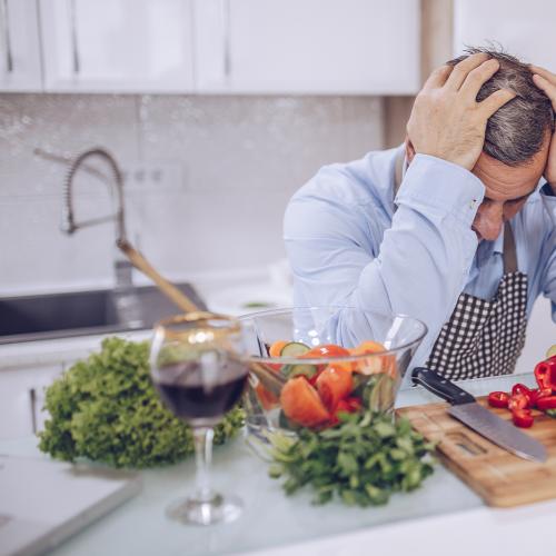 Robin Can't Cook - Almost Killing Someone With Your Cooking